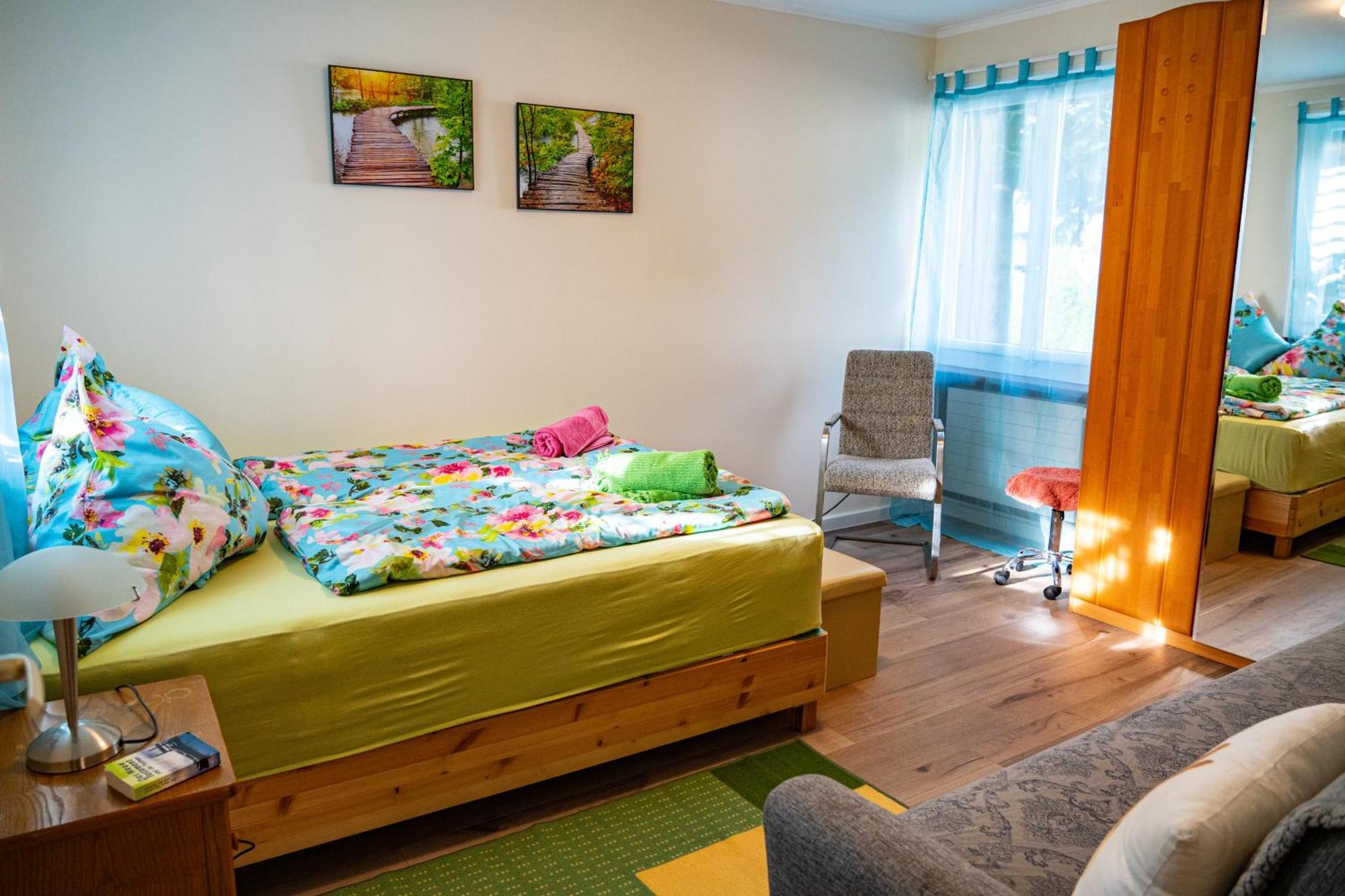 Gemuetliche Wohnung Mit Terasse Und Feuerstelle Lengnau Eksteriør billede