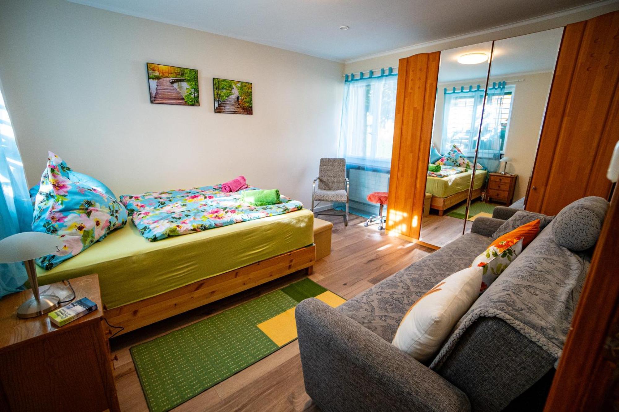 Gemuetliche Wohnung Mit Terasse Und Feuerstelle Lengnau Eksteriør billede